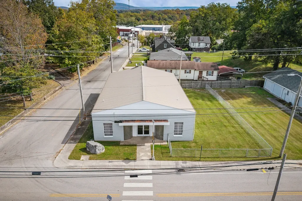 310 N Spring Street Mcminnville TN 37110