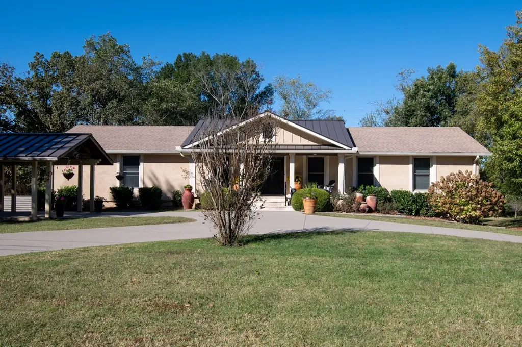 318 W Lee Etta Drive Gallatin TN 37066