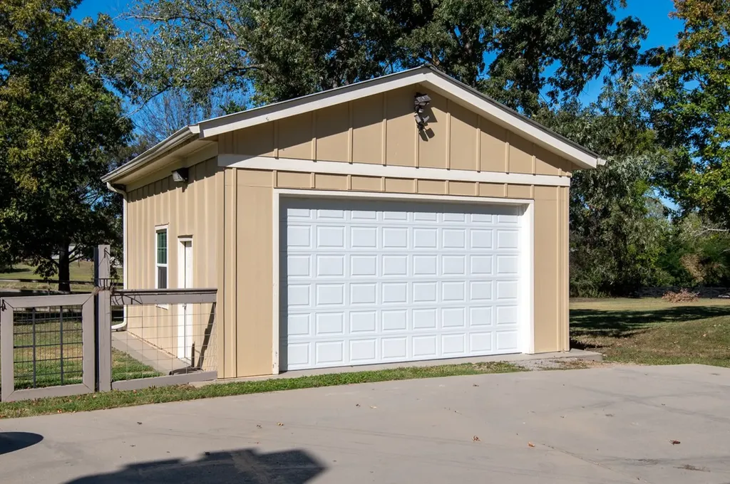 318 W Lee Etta Drive Gallatin TN 37066