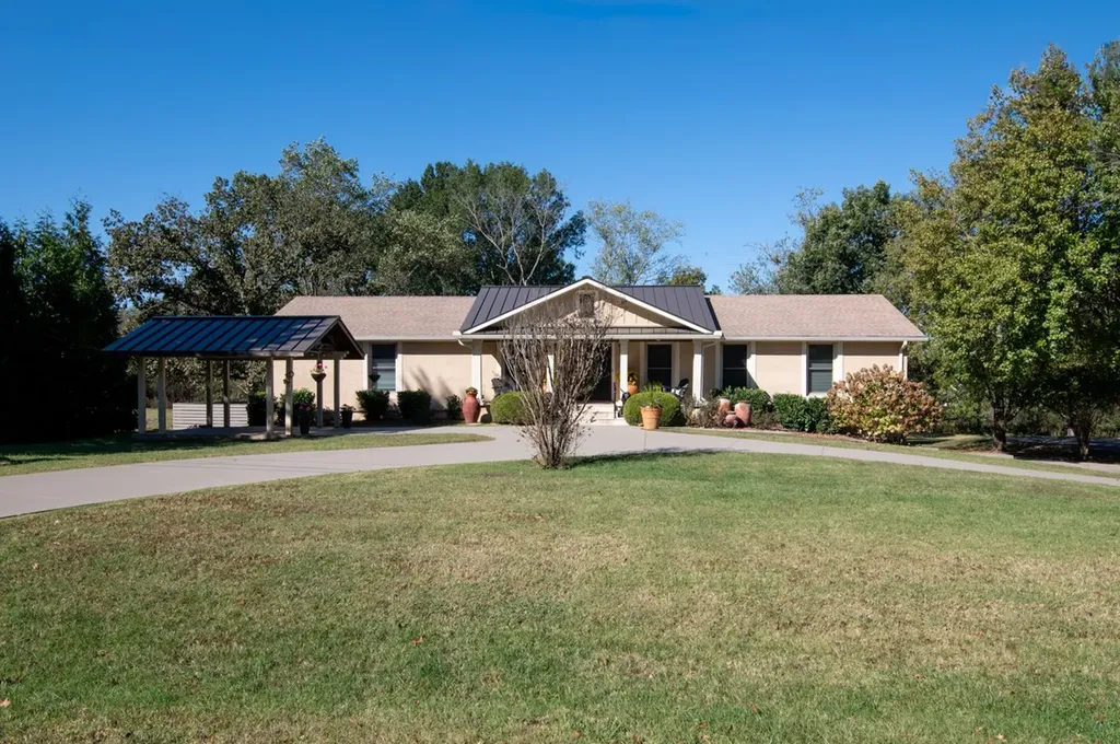 318 W Lee Etta Drive Gallatin TN 37066