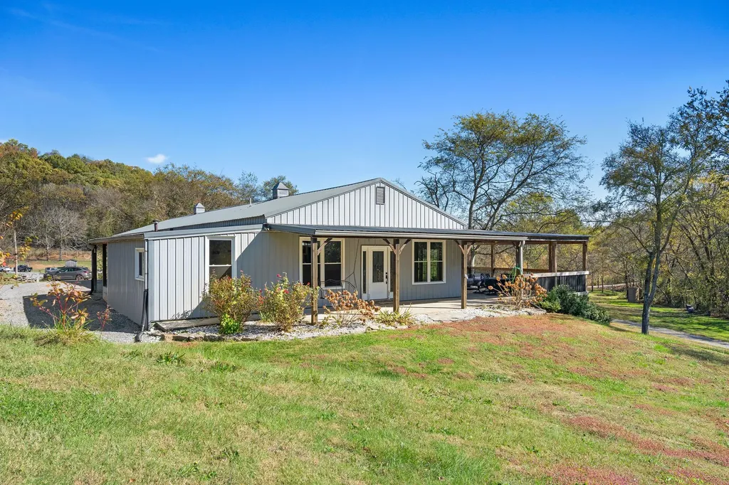 183 Puncheon Camp Lane Bell Buckle TN 37020