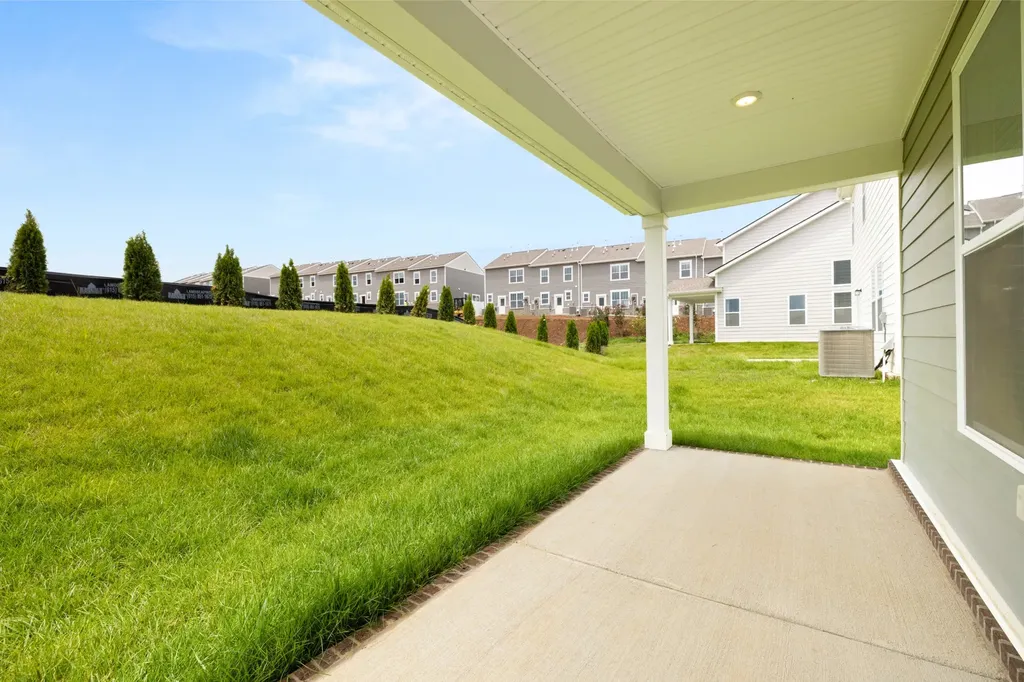 2412 Williams Ridge Drive Columbia TN 38401