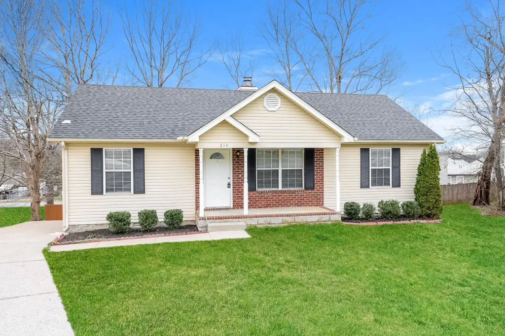 214 Natchez Ct, N La Vergne TN 37086