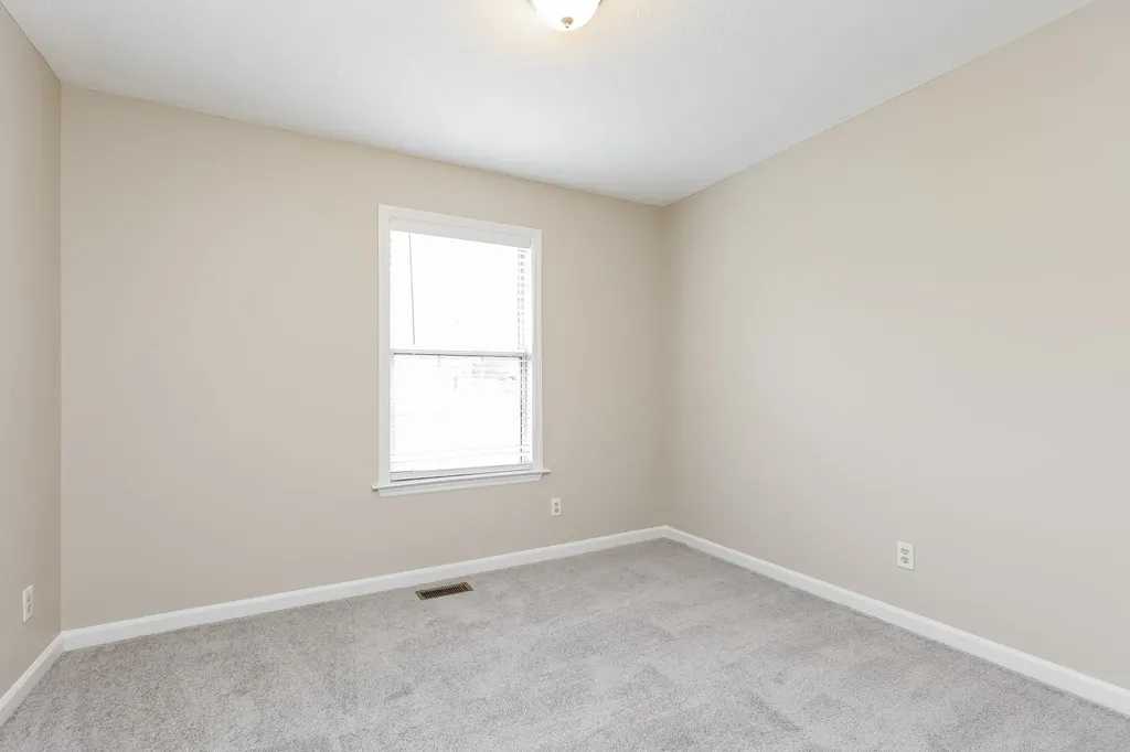 214 Natchez Ct, N La Vergne TN 37086