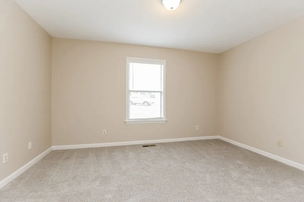 214 Natchez Ct, N La Vergne TN 37086