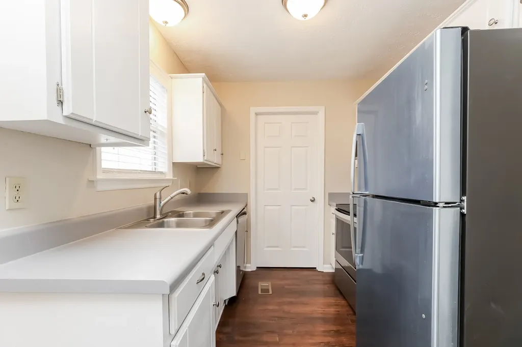 214 Natchez Ct, N La Vergne TN 37086