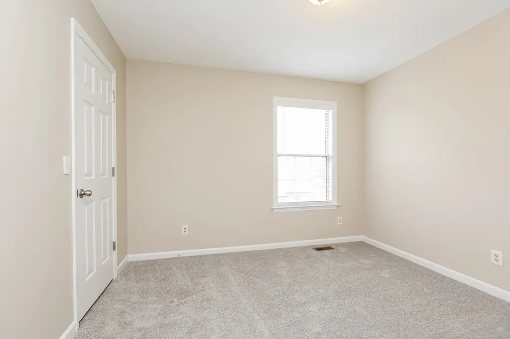 214 Natchez Ct, N La Vergne TN 37086