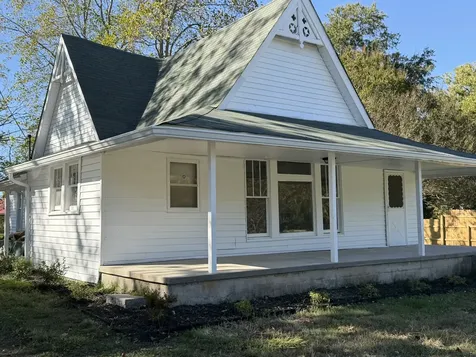 481 Elora Road Elora TN 37328