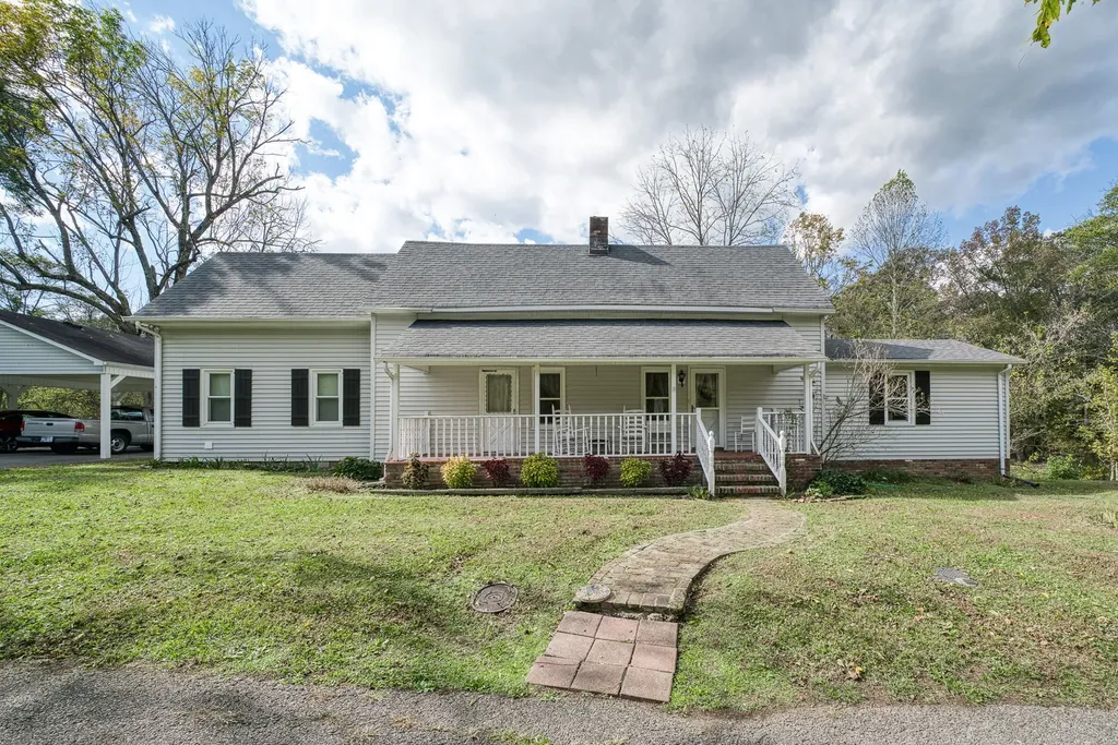 7630 Walking Horse Lane Cookeville TN 38501