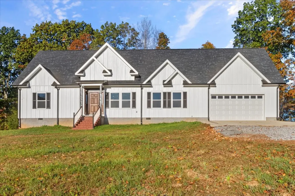 1194 Harmony Way Road Lawrenceburg TN 38464