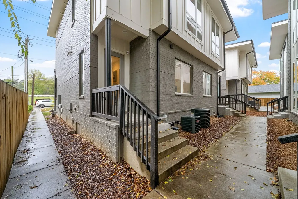 1930A Herman Street Nashville TN 37208