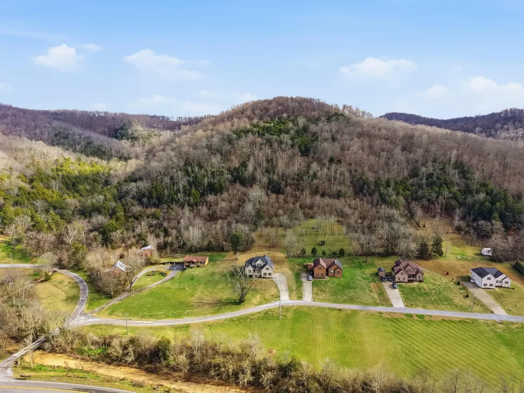57 Hillside Cove Drive Woodbury TN 37190