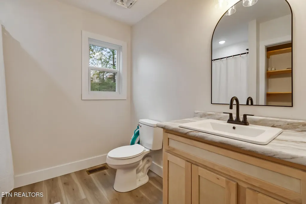 172 Creekview Court Jamestown TN 38556