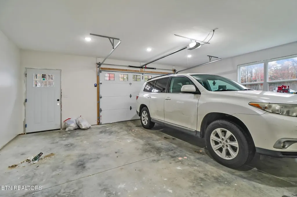 172 Creekview Court Jamestown TN 38556
