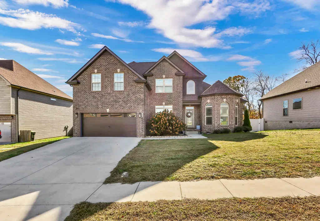 106 David Keith Lane Clarksville TN 37042