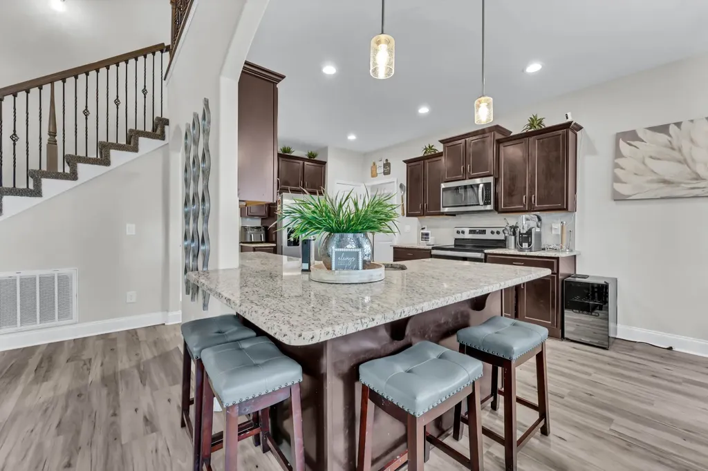 106 David Keith Lane Clarksville TN 37042