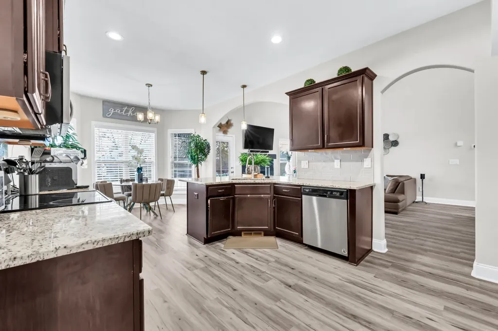 106 David Keith Lane Clarksville TN 37042