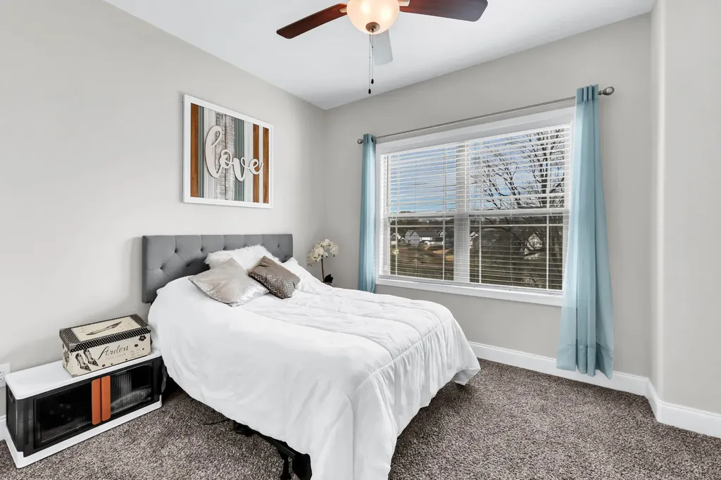 106 David Keith Lane Clarksville TN 37042