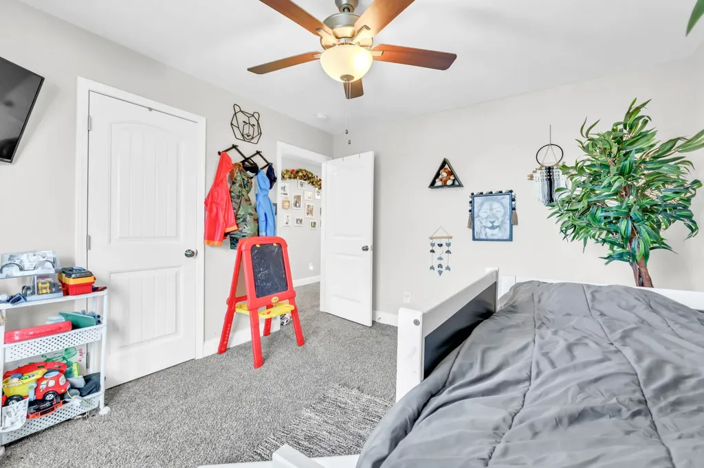 106 David Keith Lane Clarksville TN 37042