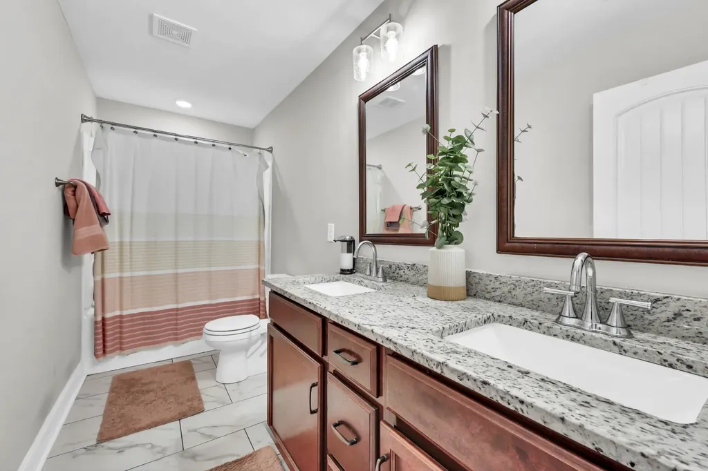 106 David Keith Lane Clarksville TN 37042
