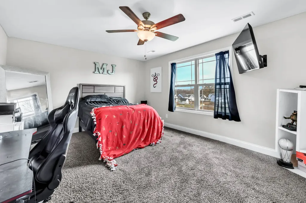 106 David Keith Lane Clarksville TN 37042