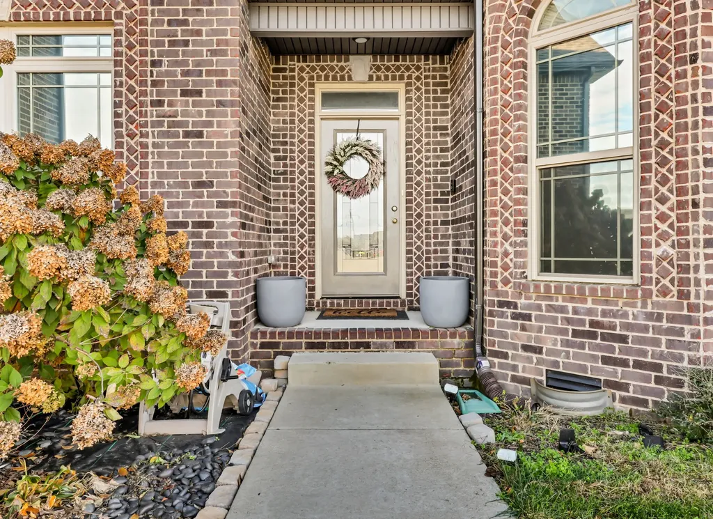 106 David Keith Lane Clarksville TN 37042