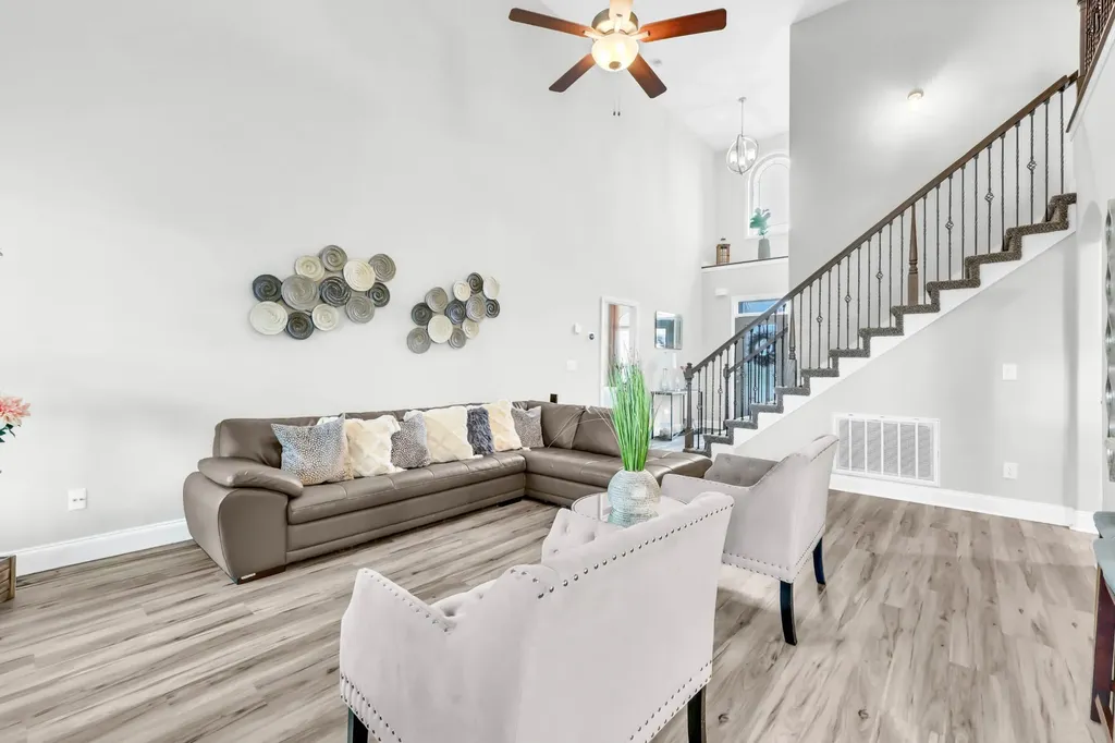 106 David Keith Lane Clarksville TN 37042