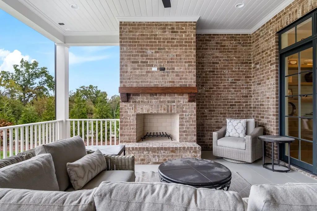 1735 Briarmont Place Brentwood TN 37027