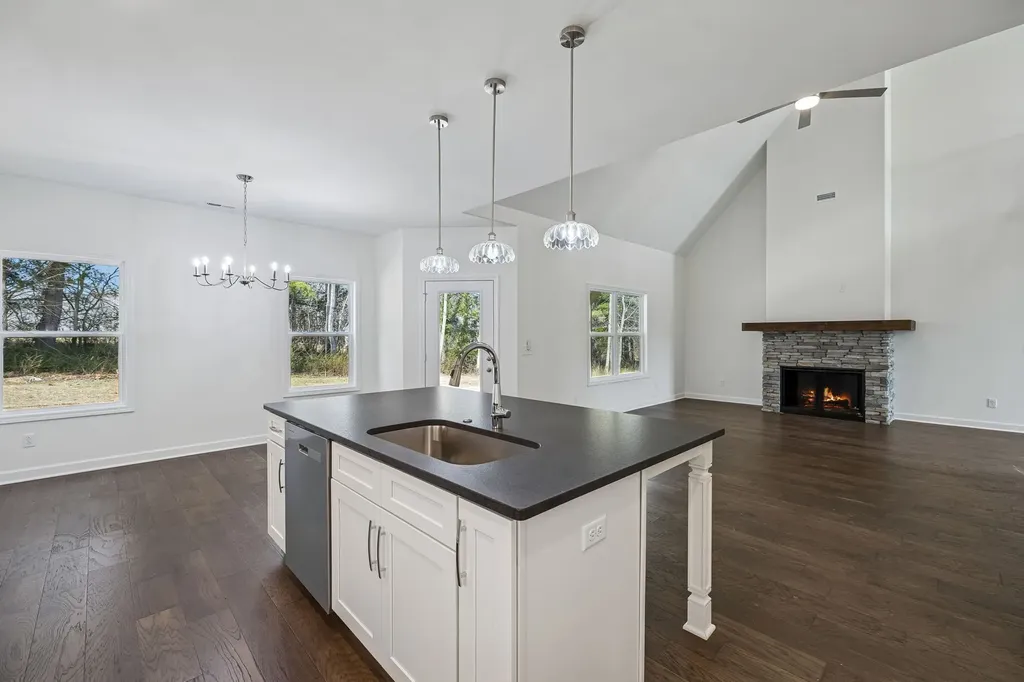 281 Estates Drive Smithville TN 37166