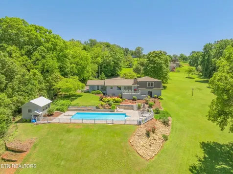 805 Butler Drive Loudon TN 37774