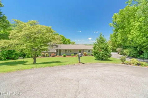 805 Butler Drive Loudon TN 37774