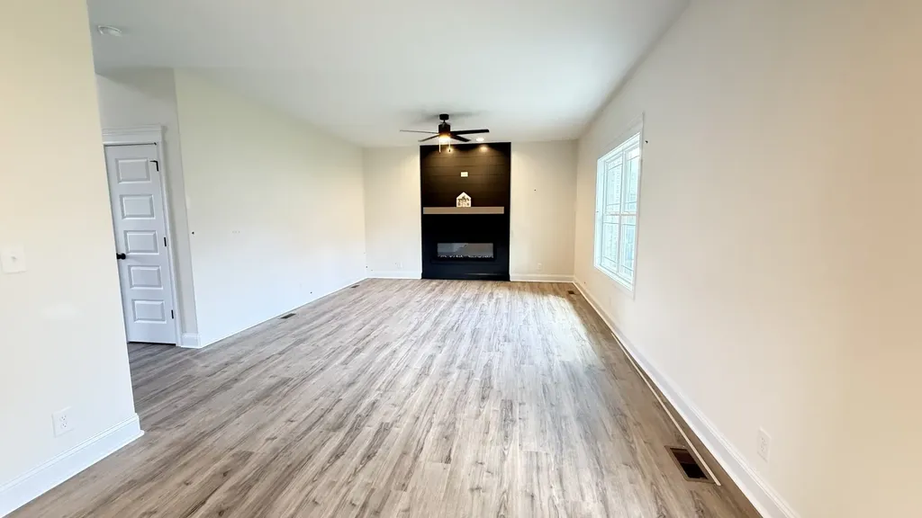 474 Spiderwort Drive Clarksville TN 37043
