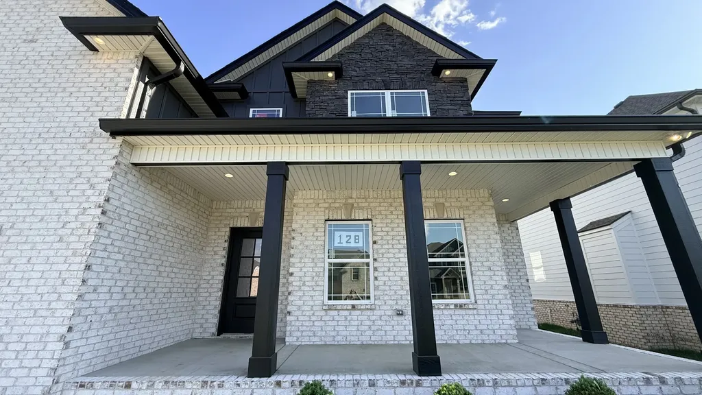 474 Spiderwort Drive Clarksville TN 37043