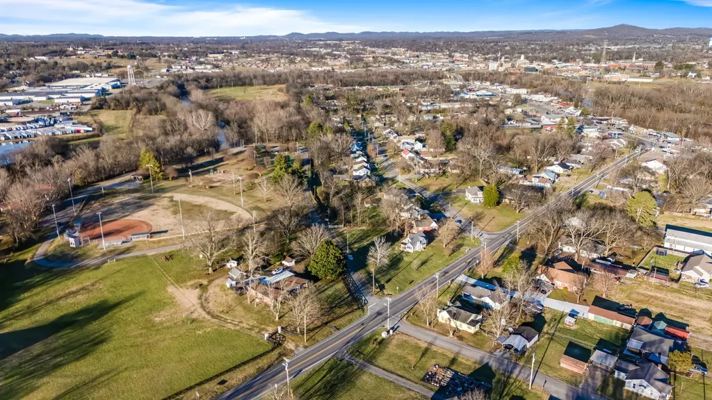 508 Lewis Avenue Shelbyville TN 37160