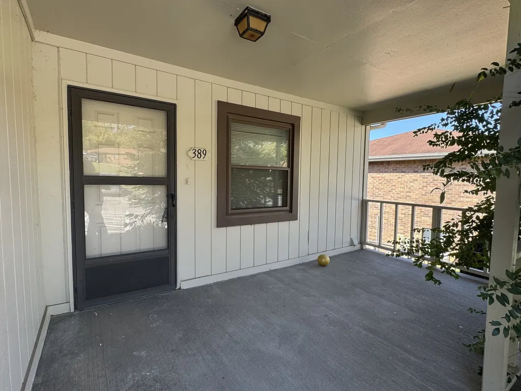 389 Deer Lake Drive Nashville TN 37221