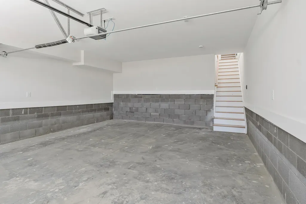 904 32nd Ave, N Nashville TN 37209