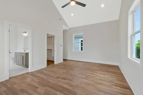 904 32nd Ave, N Nashville TN 37209