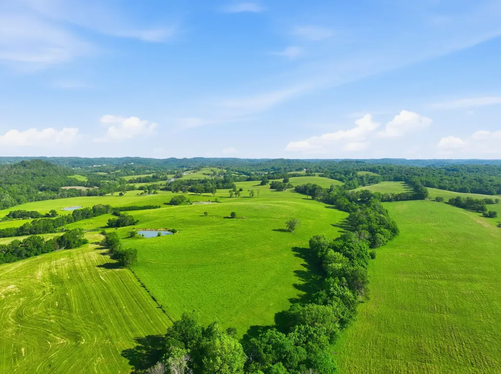 1 Deshea Creek Road Gallatin TN 37066