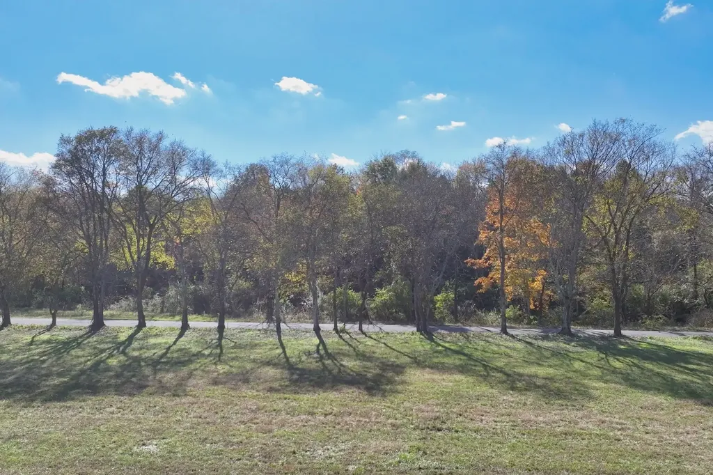6 Deshea Creek Road Gallatin TN 37066