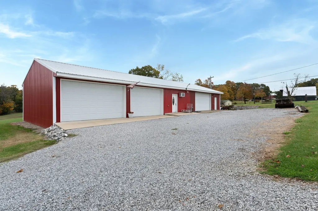 5867 Borthick Road Springfield TN 37172
