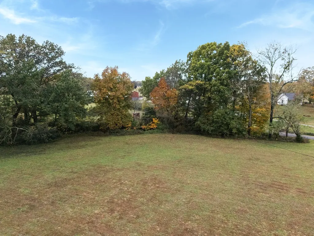 5867 Borthick Road Springfield TN 37172