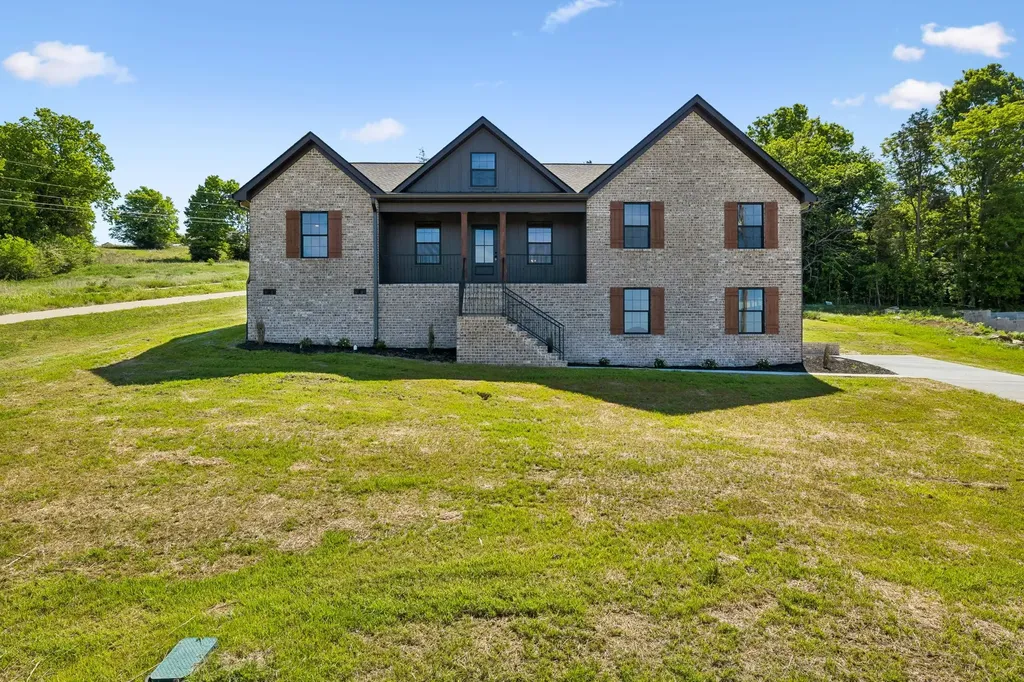 475 Bridle Path Hartsville TN 37074