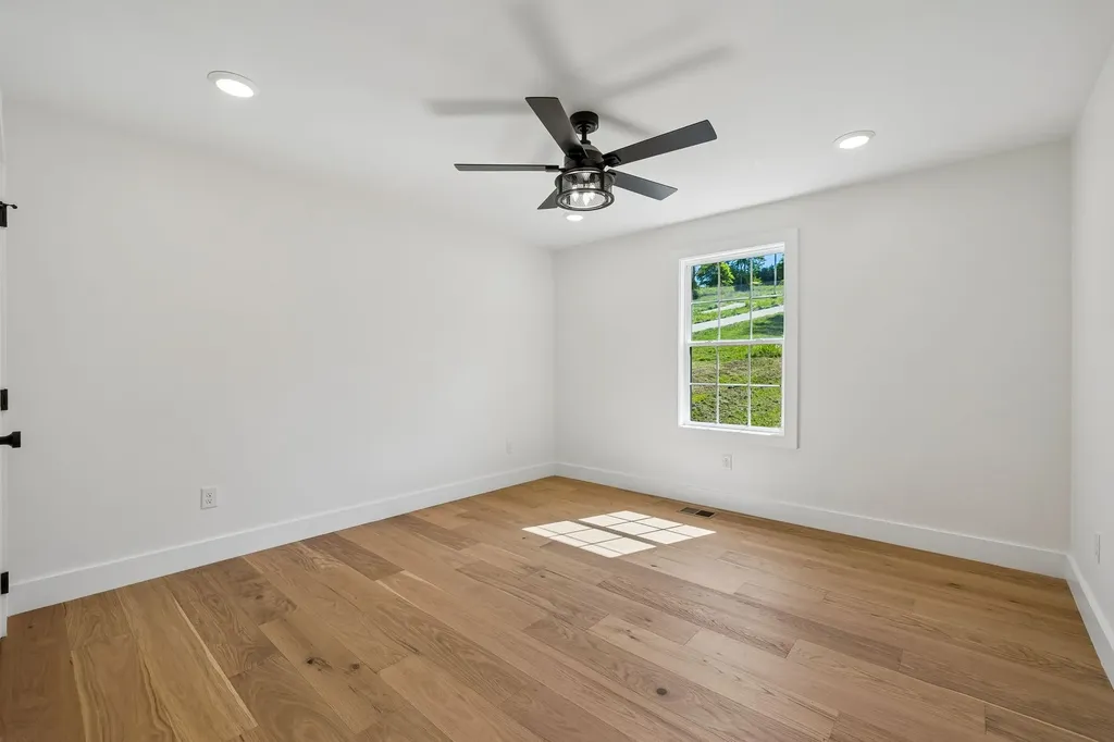 475 Bridle Path Hartsville TN 37074