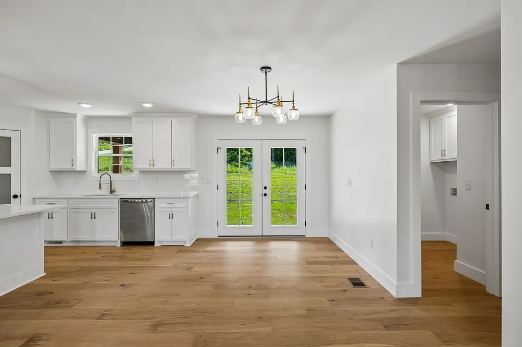 475 Bridle Path Hartsville TN 37074