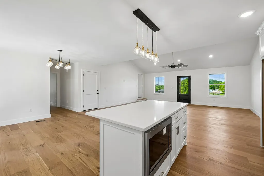 475 Bridle Path Hartsville TN 37074