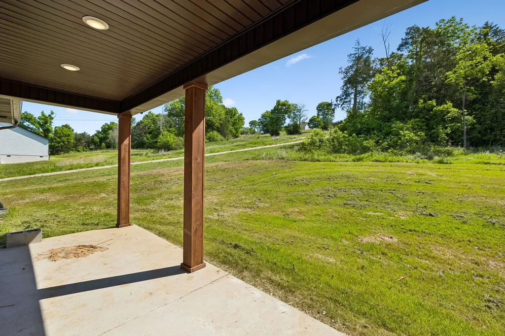475 Bridle Path Hartsville TN 37074