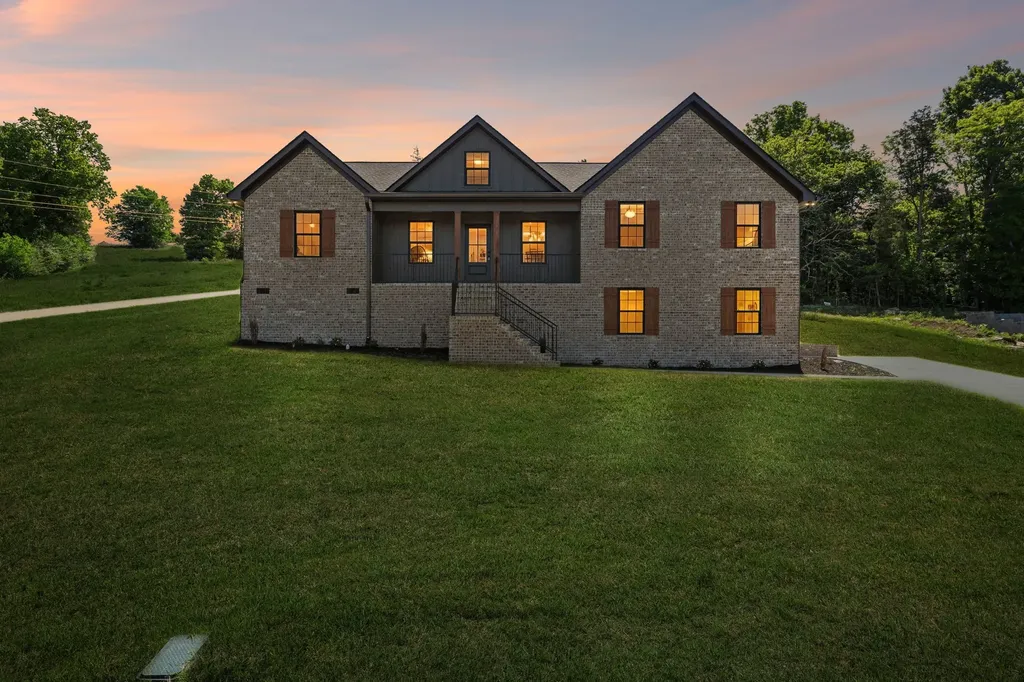 475 Bridle Path Hartsville TN 37074
