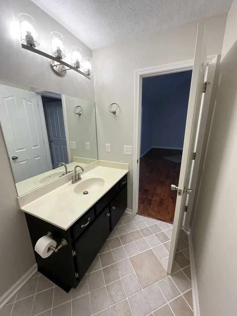 2712 Pickards Point La Vergne TN 37086