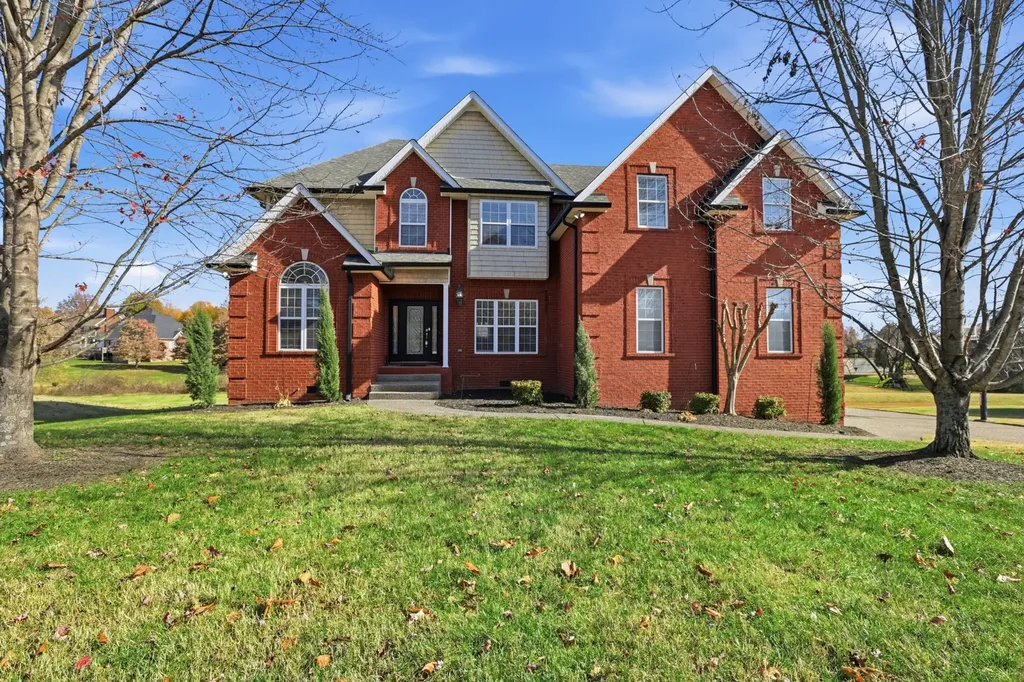 2062 N Amber Drive Spring Hill TN 37174