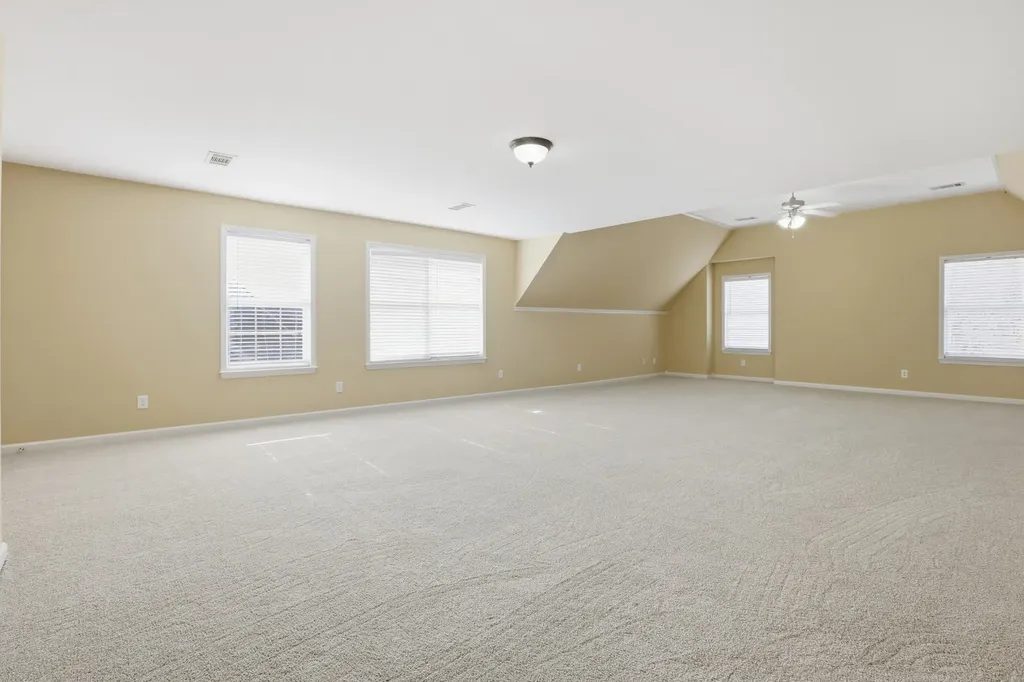 2062 N Amber Drive Spring Hill TN 37174